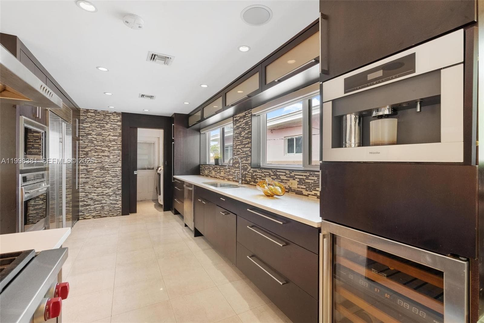 9141 Abbott Ave photo 11