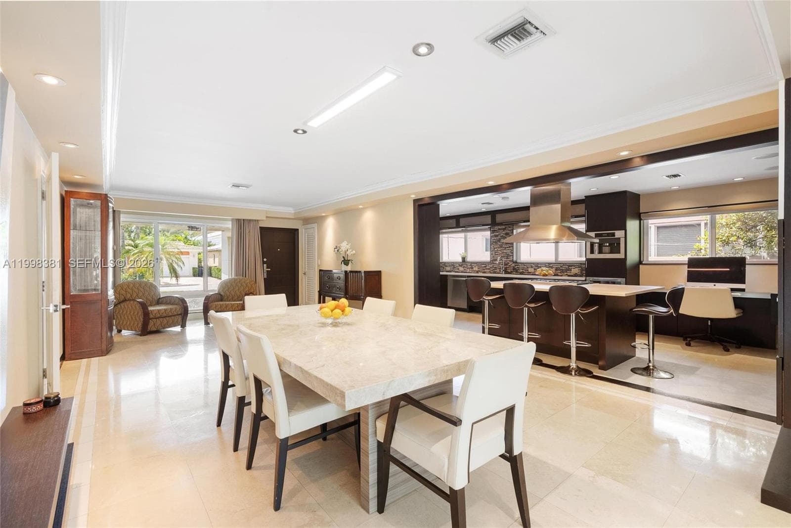 9141 Abbott Ave photo 4