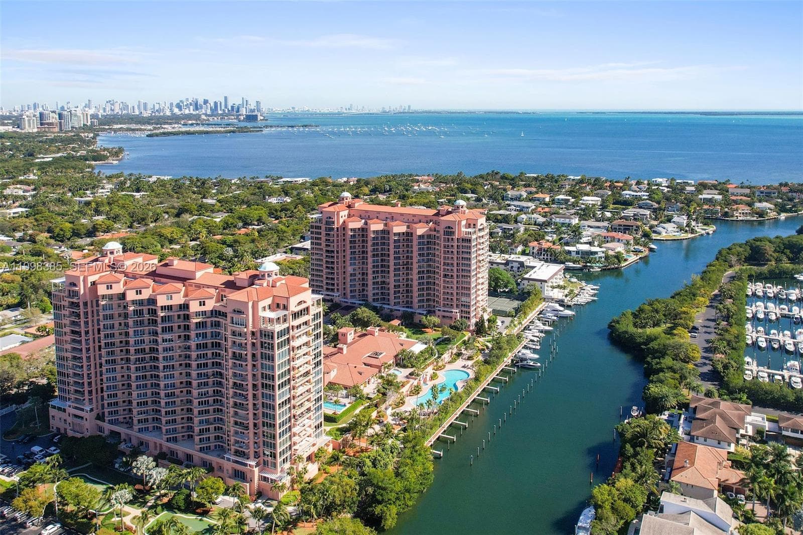 10 Edgewater Dr 7G photo 1
