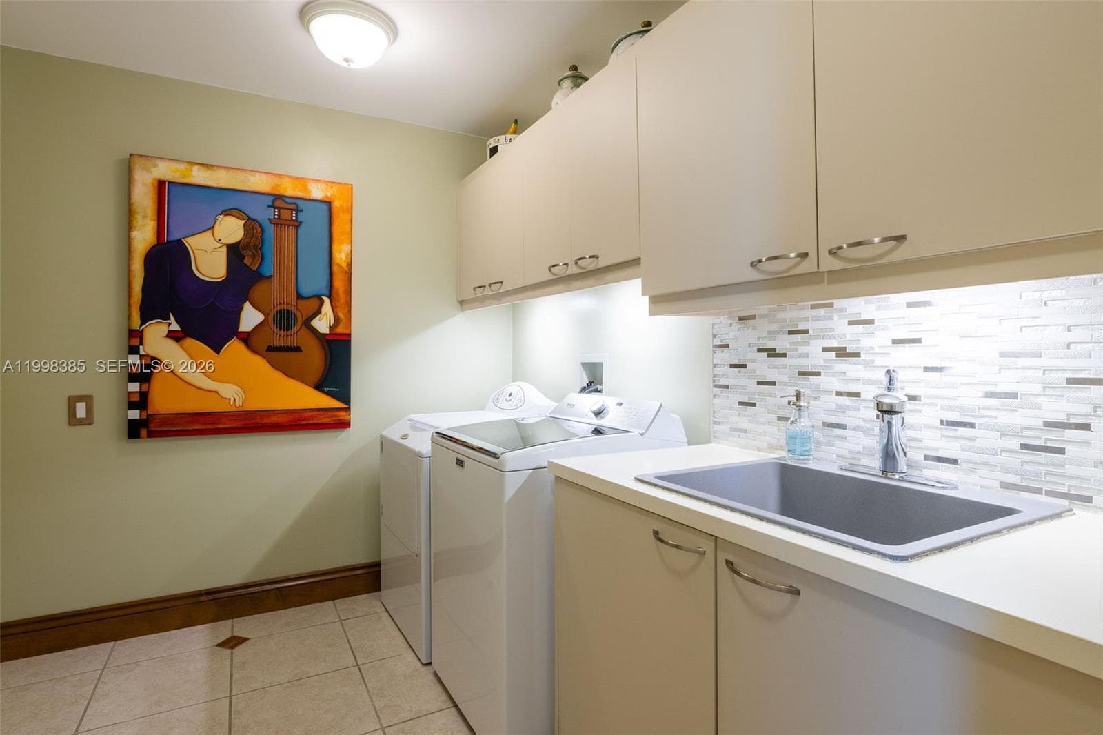 10 Edgewater Dr 7G photo 24