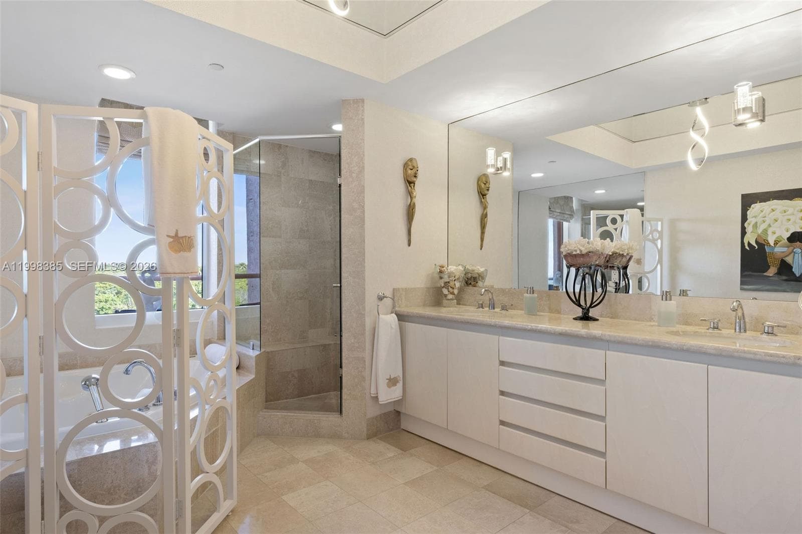 10 Edgewater Dr 7G photo 14