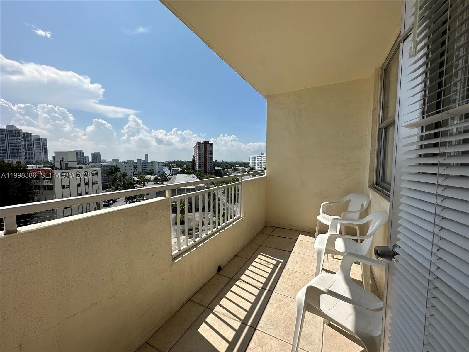 3180 Ocean Dr 621 photo 14