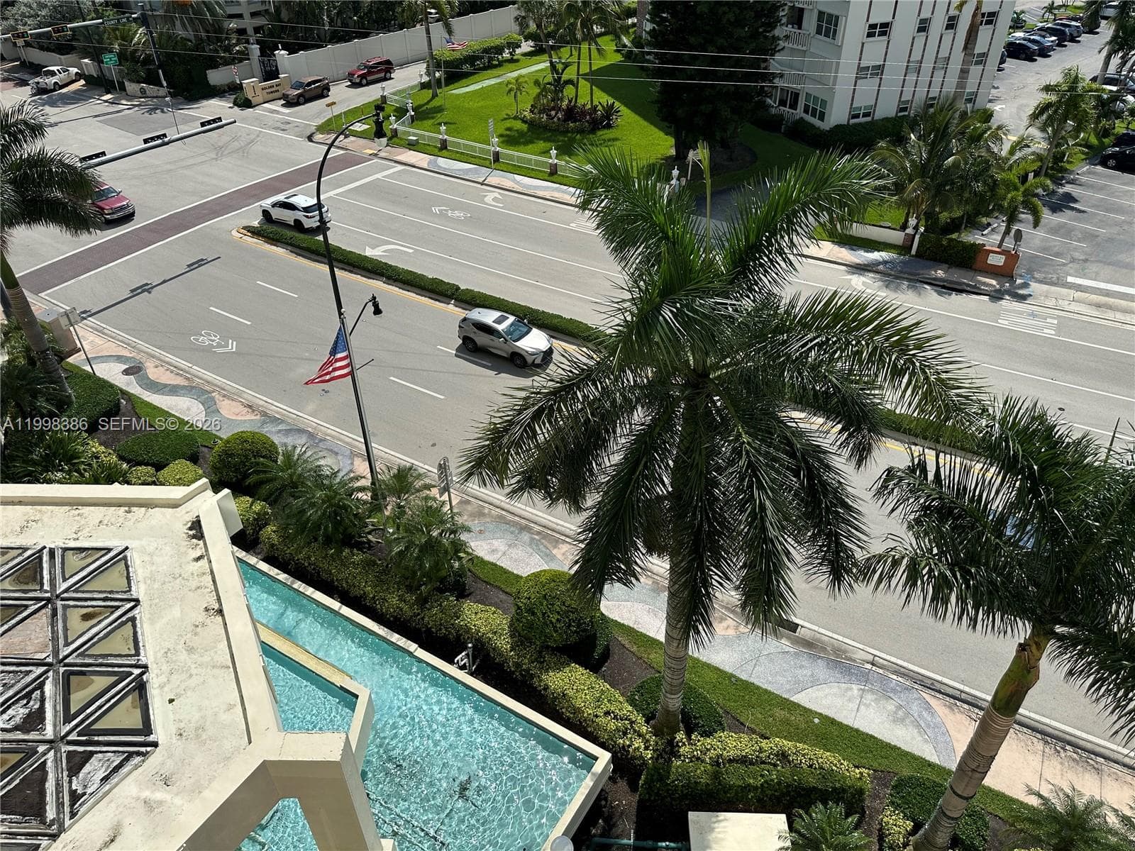 3180 Ocean Dr 621 photo 19