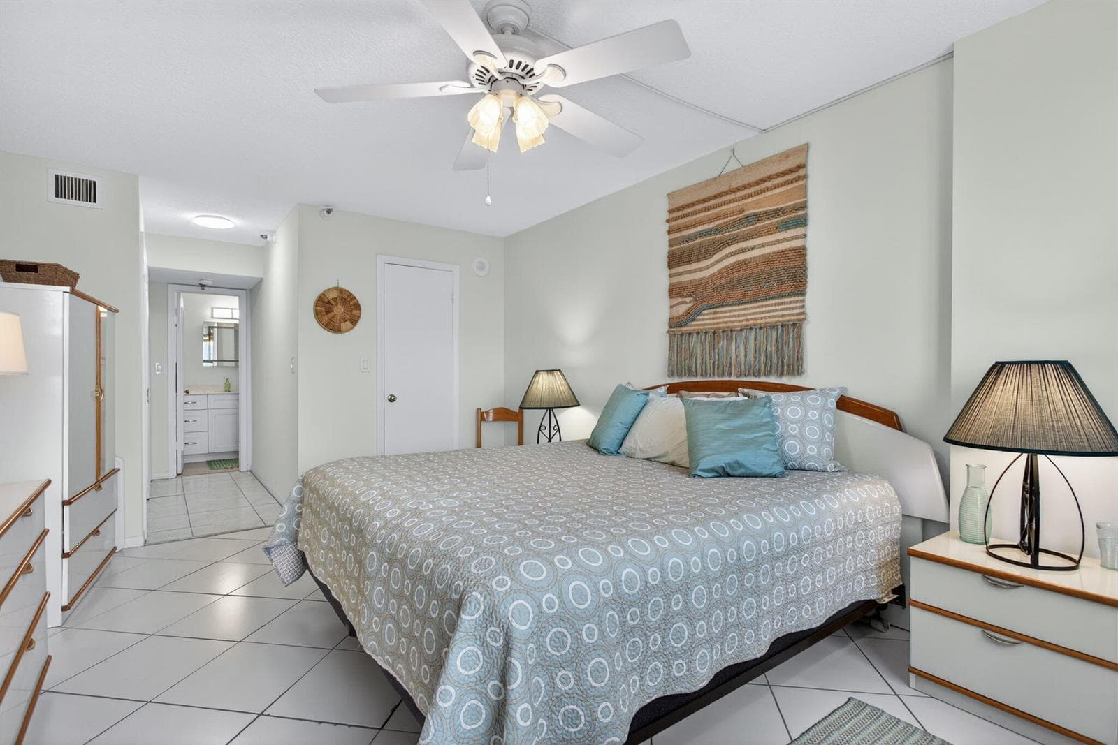 1500 N Ocean Boulevard 602 photo 21