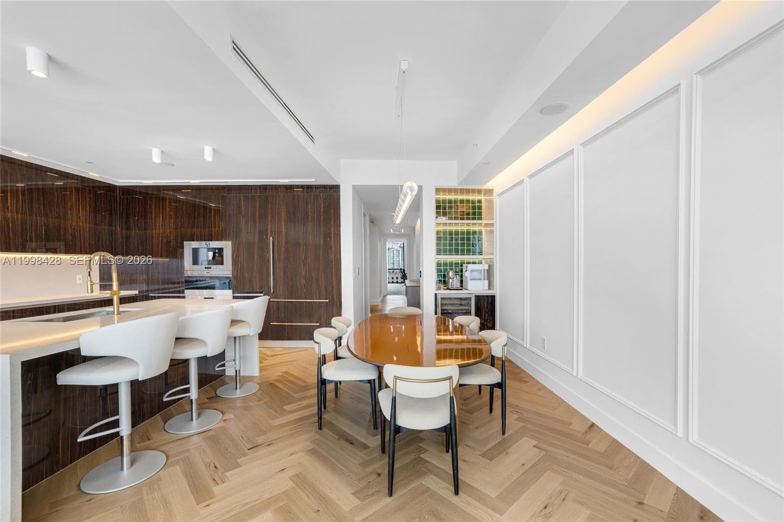 3300 188th St 812 photo 2