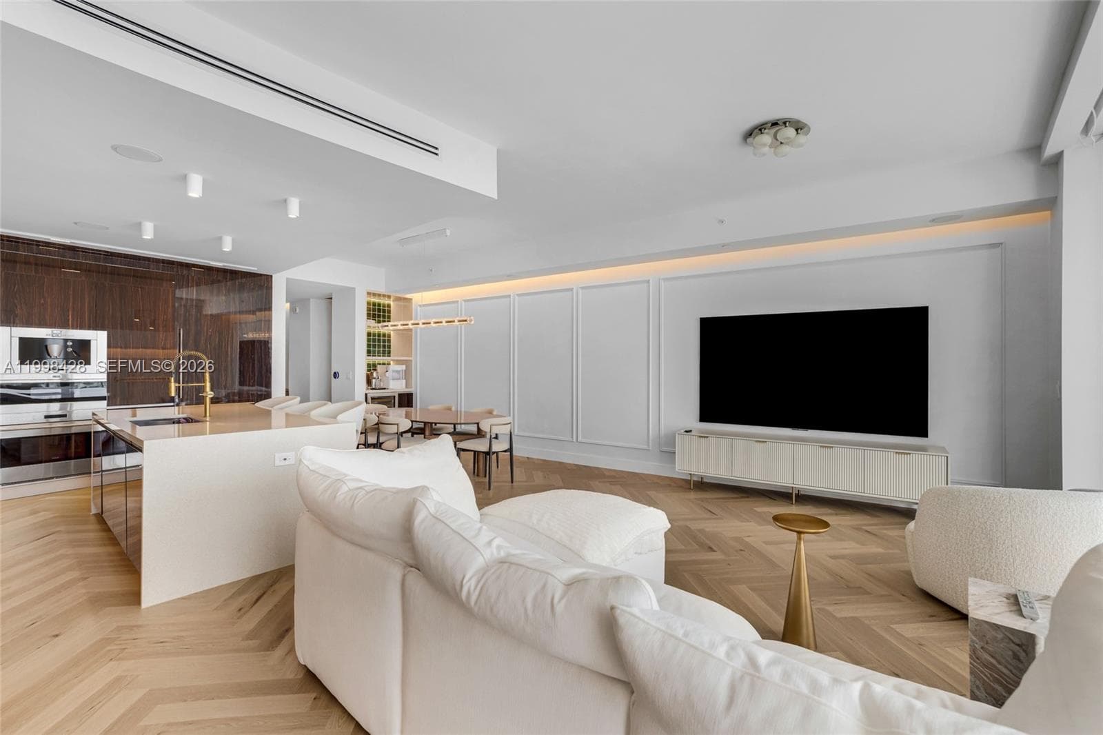 3300 188th St 812 photo 9