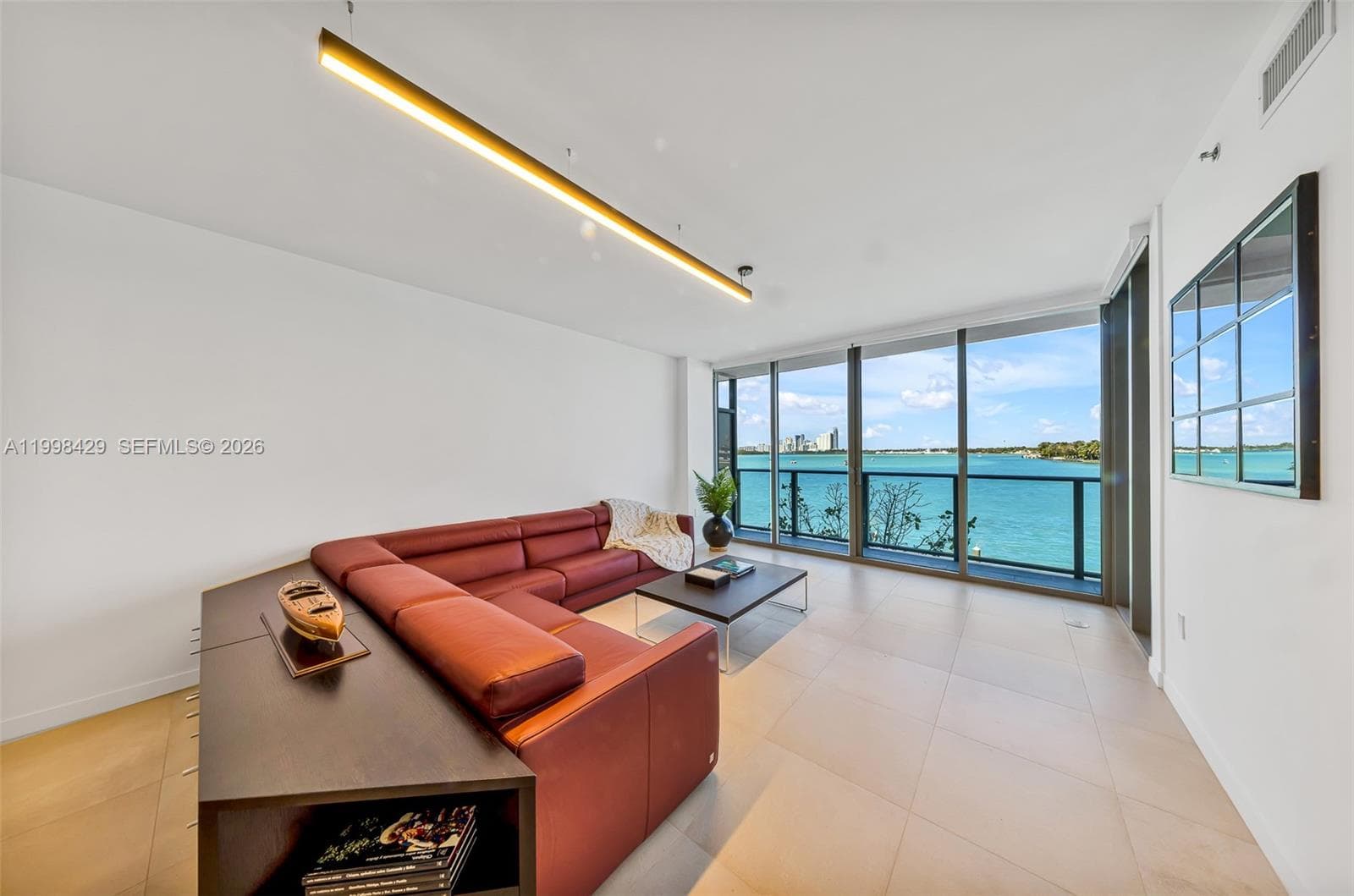 1135 103rd St 304 photo 6