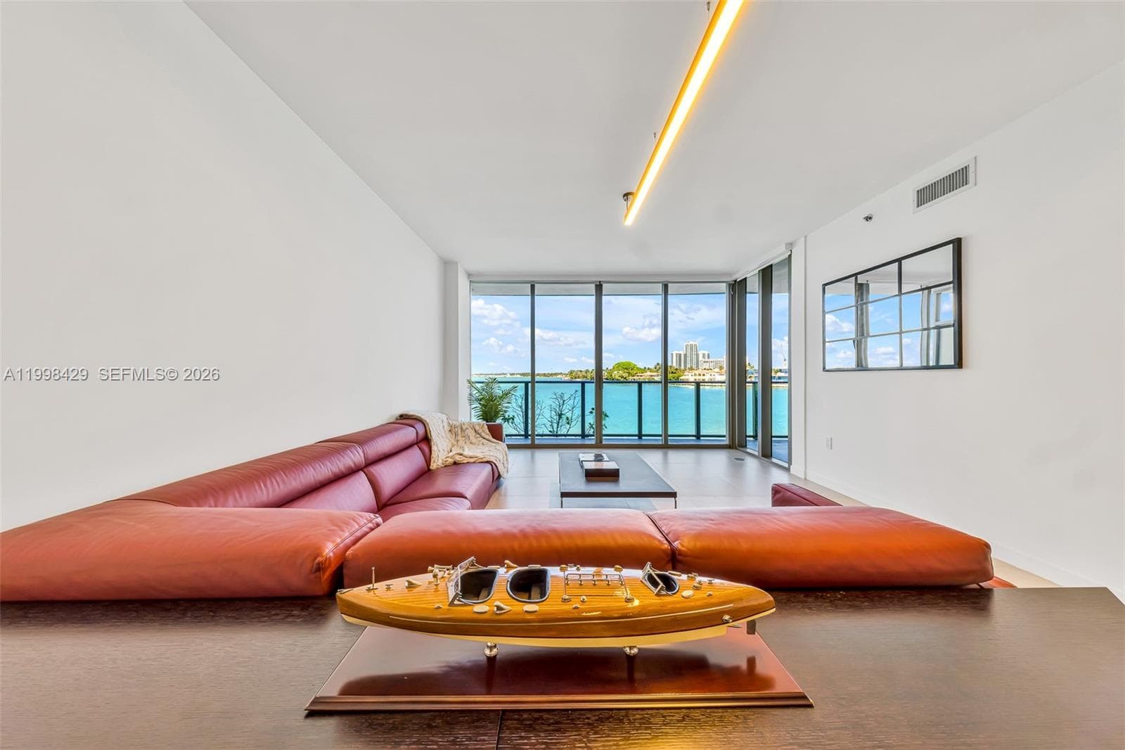 1135 103rd St 304 photo 7