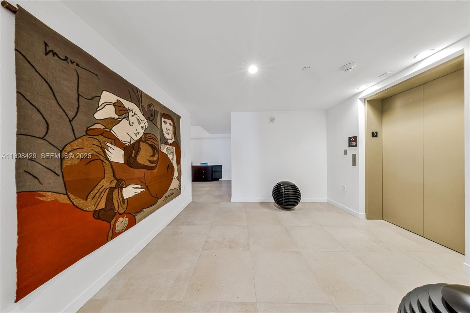 1135 103rd St 304 photo 5