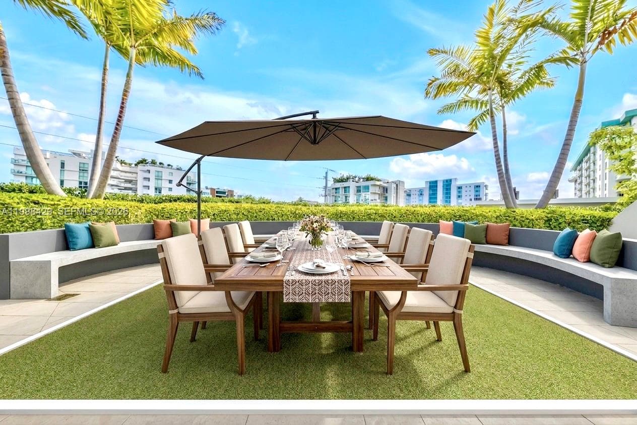 1135 103rd St 304 photo 21