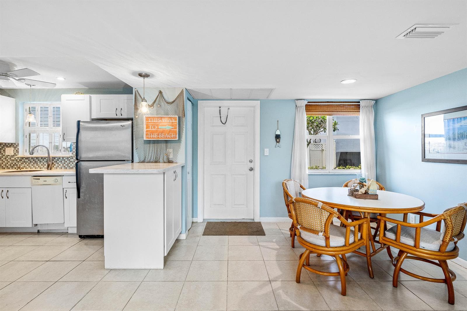 1820 New Palm Way 103 photo 3