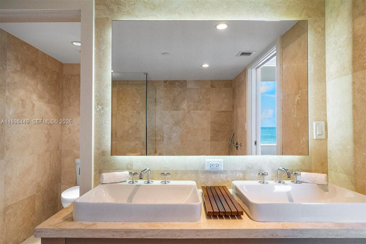 102 24th St 1520 photo 24