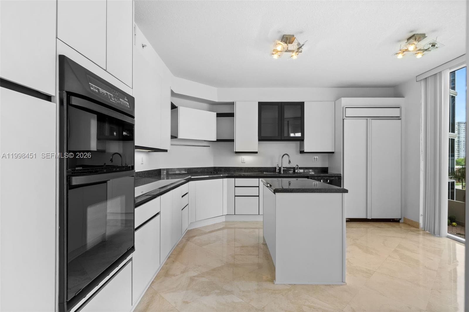 17555 Collins Ave 406 photo 20