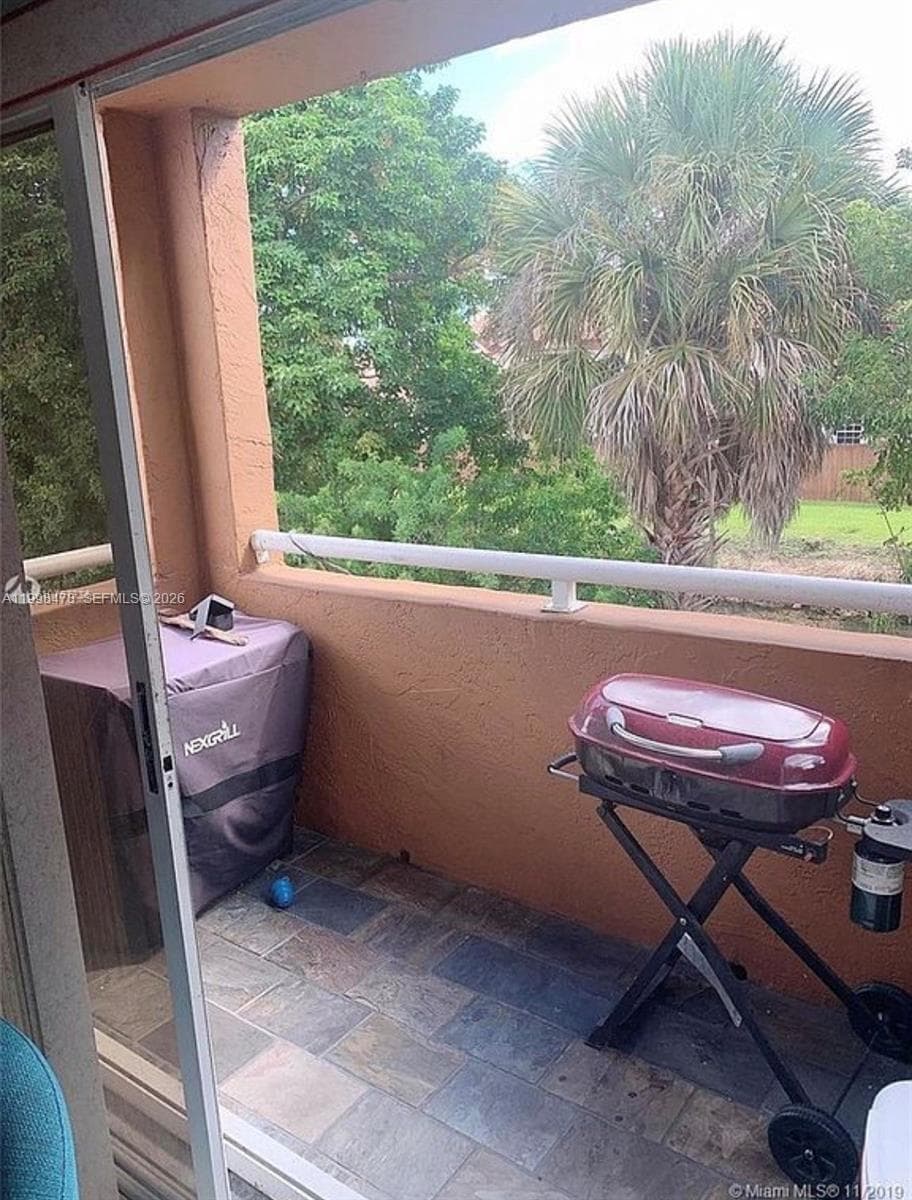 6205 131st Ct 203 photo 13