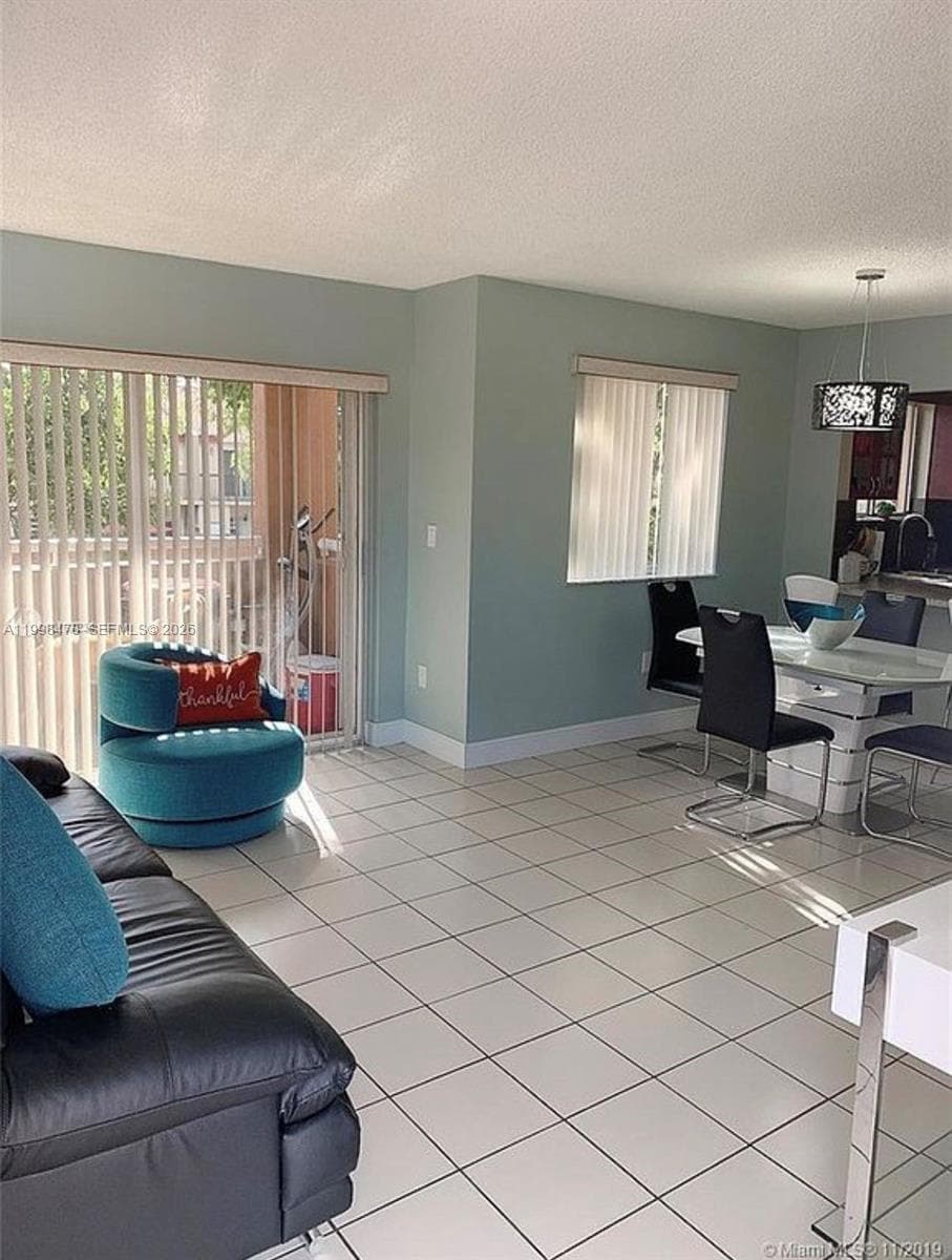 6205 131st Ct 203 photo 4