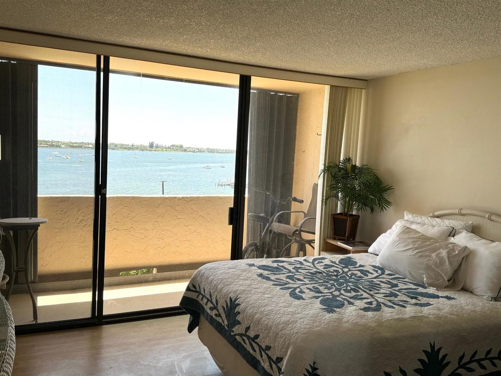5200 N Flagler Drive 803 photo 17