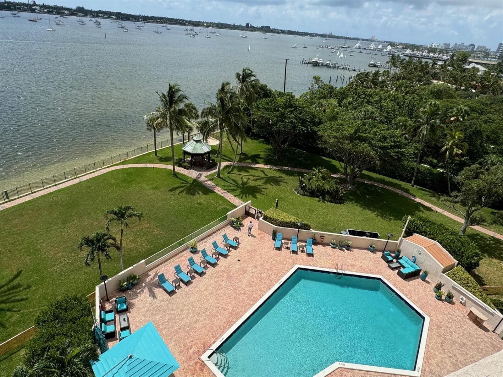 5200 N Flagler Drive 803 photo 1