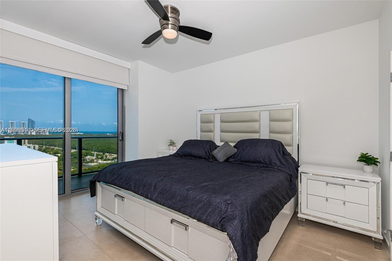 16385 Biscayne Blvd 2118 photo 9