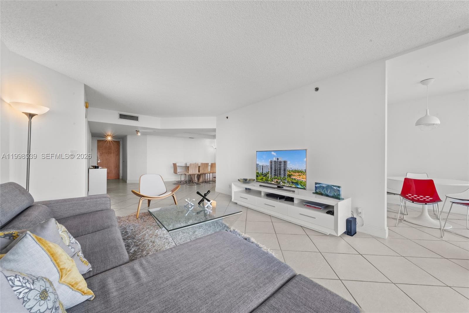 3598 Yacht Club Dr 601+DEN photo 1