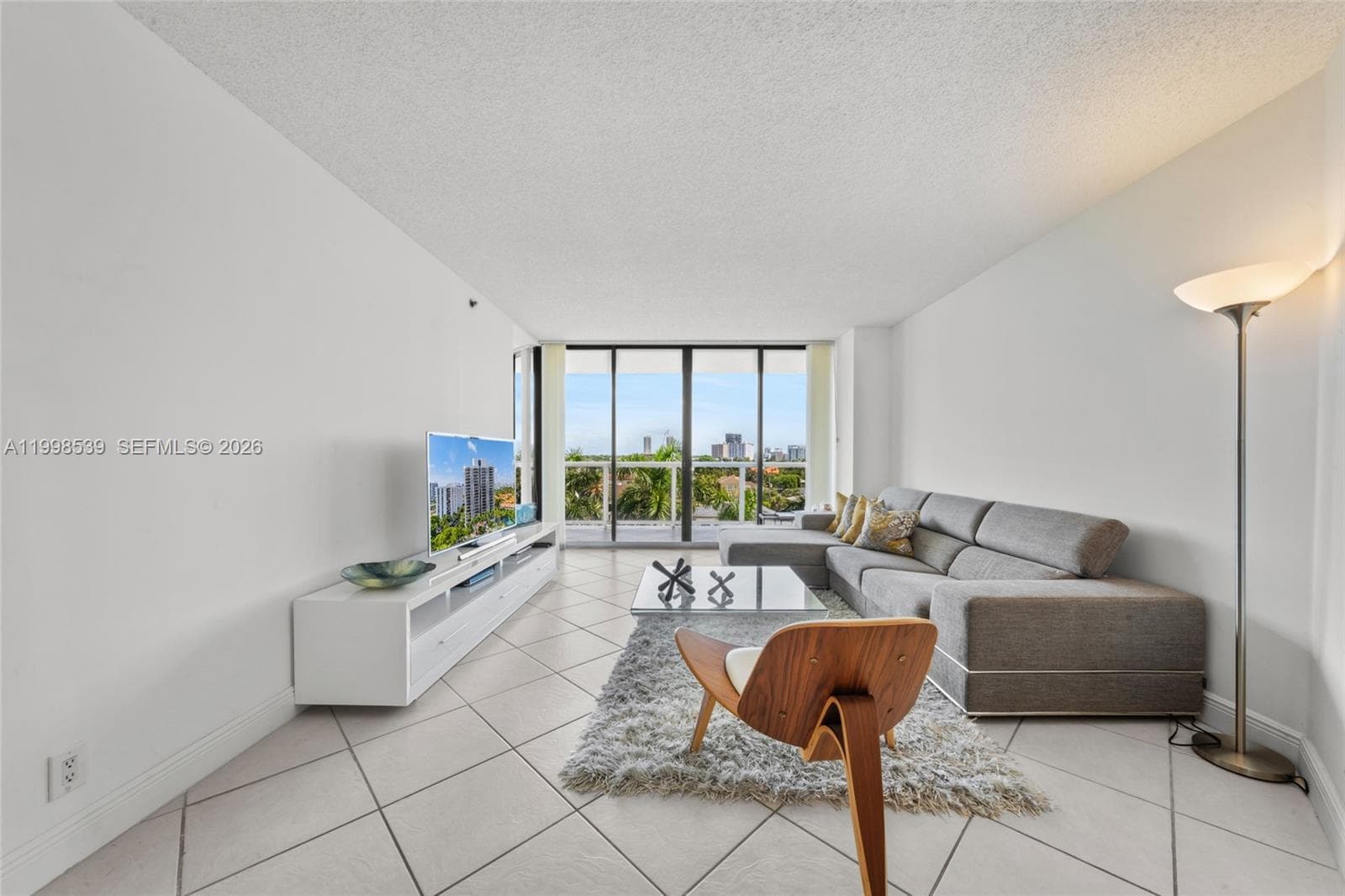 3598 Yacht Club Dr 601+DEN photo 5