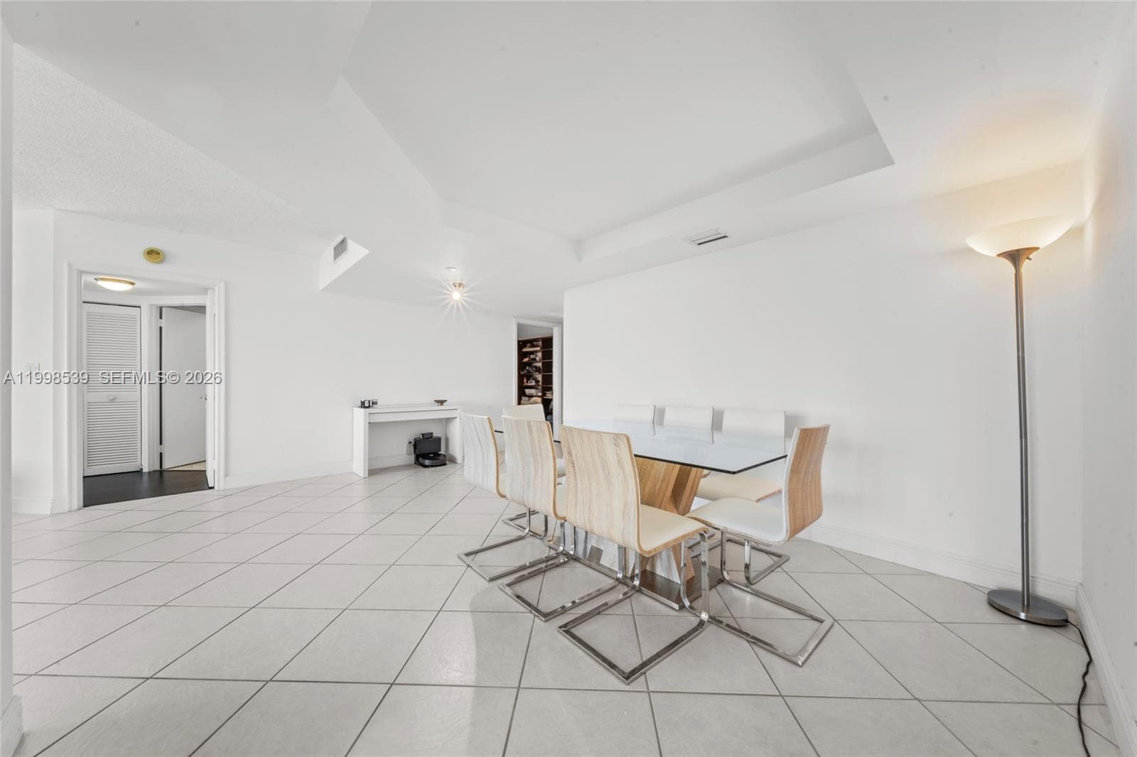 3598 Yacht Club Dr 601+DEN photo 10