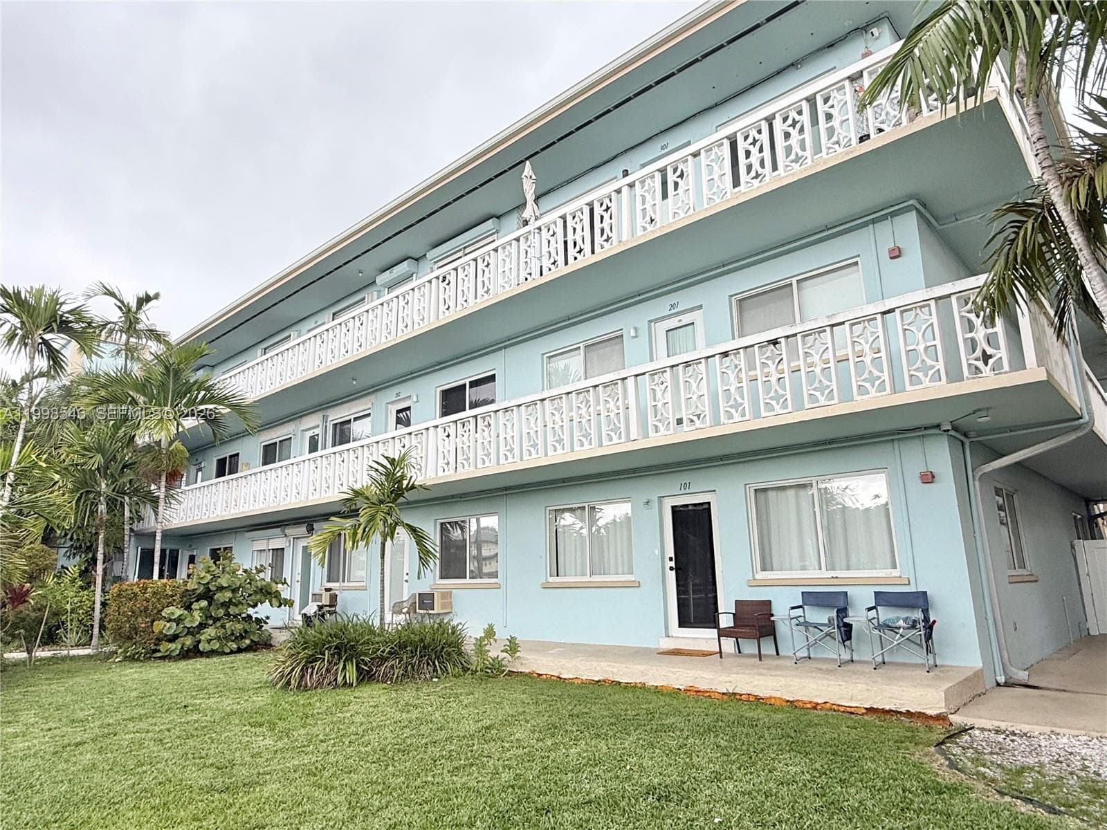 455 Golden Isles Dr 309 photo 20