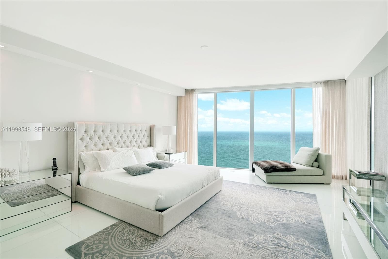 2711 Ocean Dr 2803 photo 1