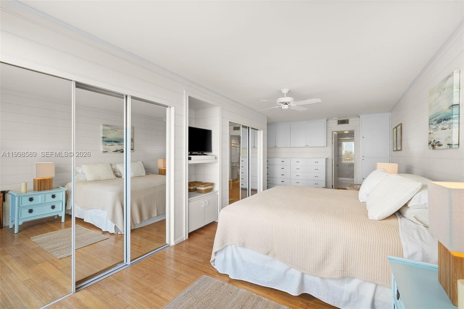 177 Ocean Lane Dr 703 photo 15