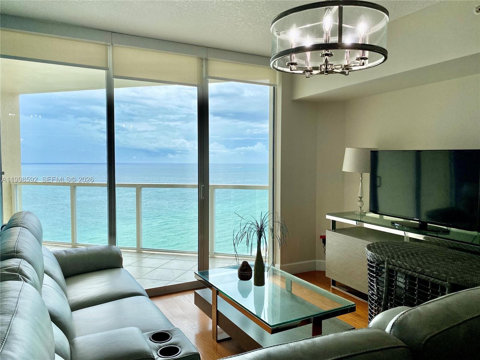 16699 Collins Ave 2510 photo 9