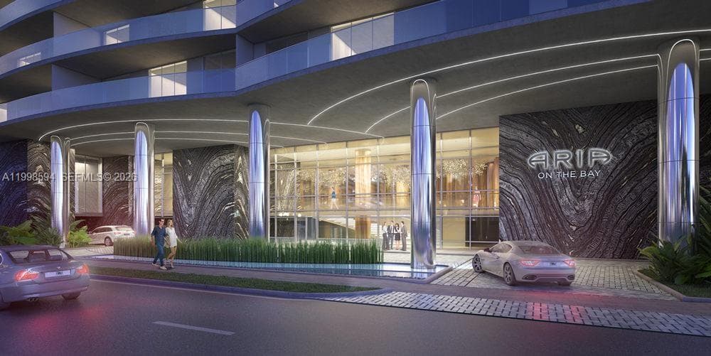 488 18th St 4005 photo 2