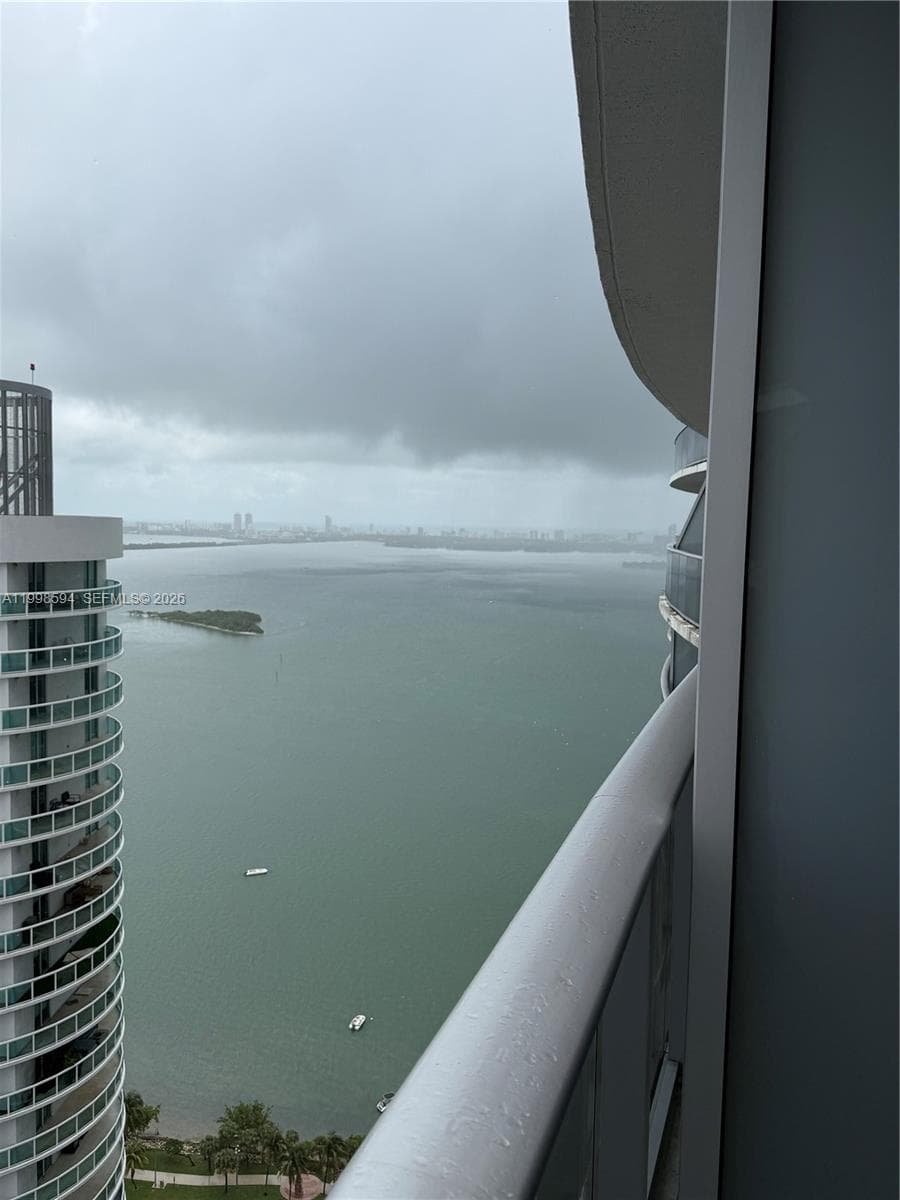 488 18th St 4005 photo 18