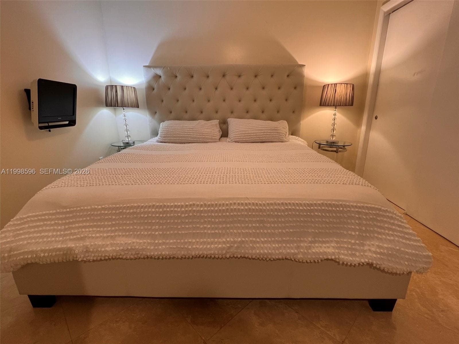 1830 Ocean Dr 3309 photo 10