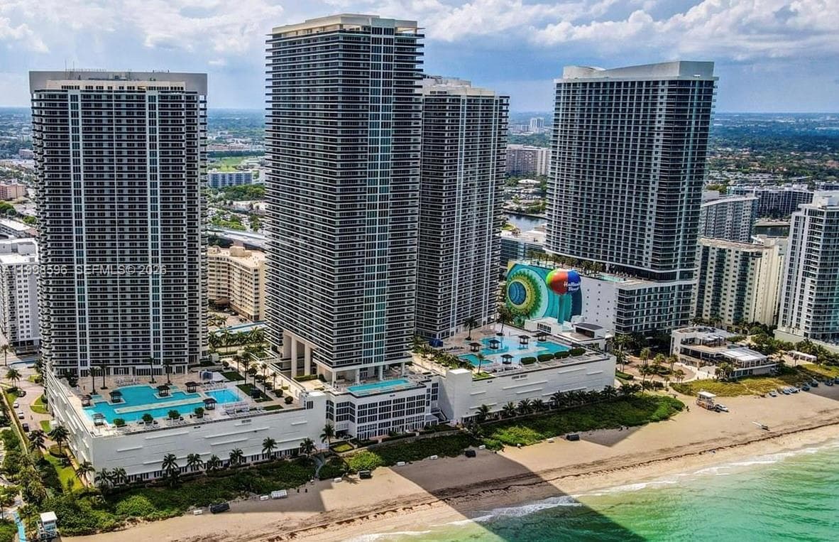 1830 Ocean Dr 3309 photo 15