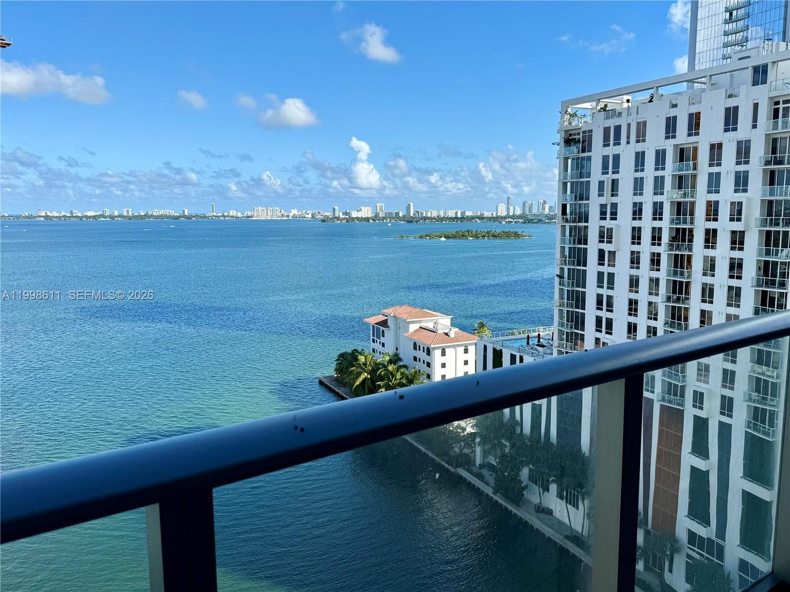 460 28th St 1603 photo 5