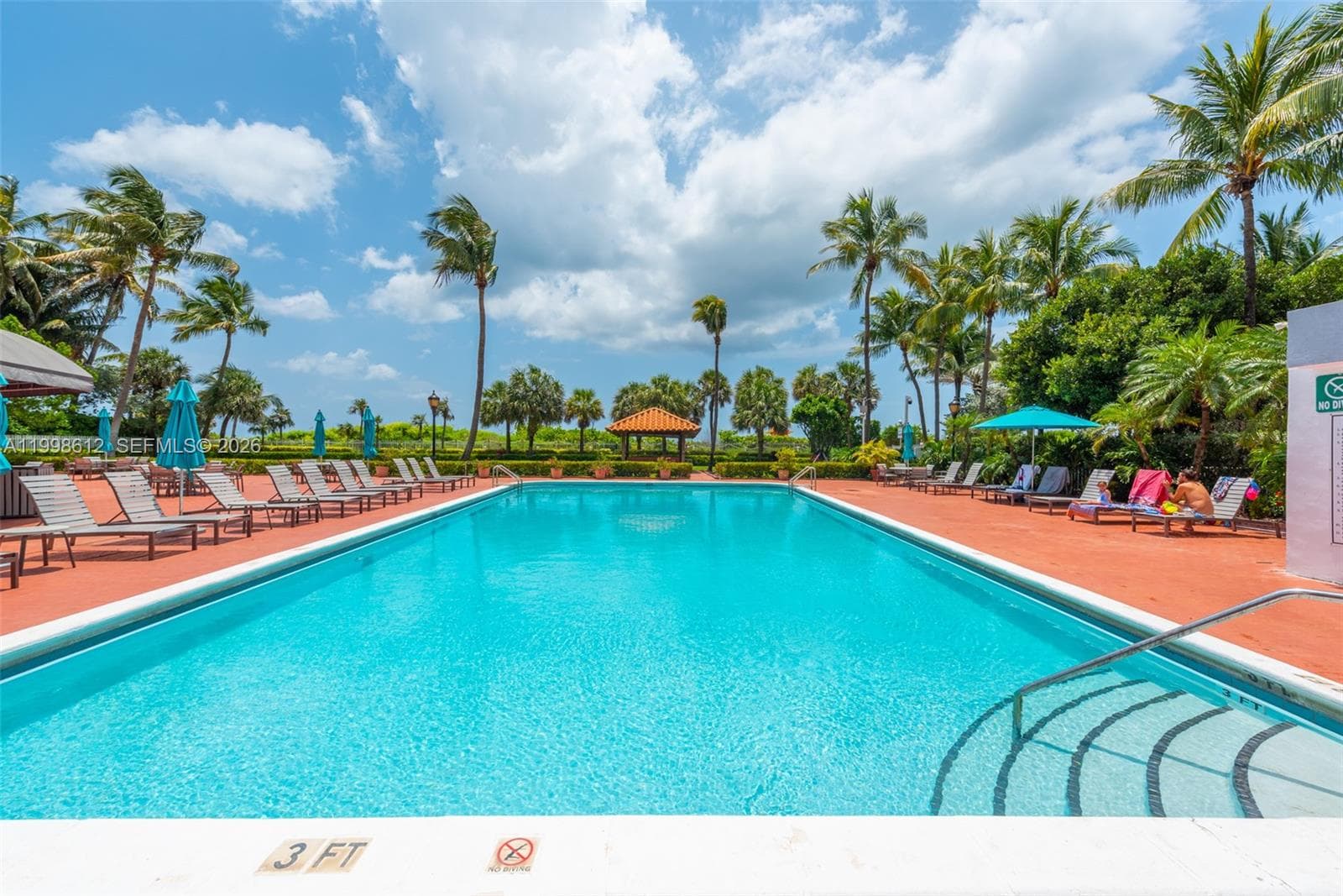 2401 Collins Ave 1007 photo 22