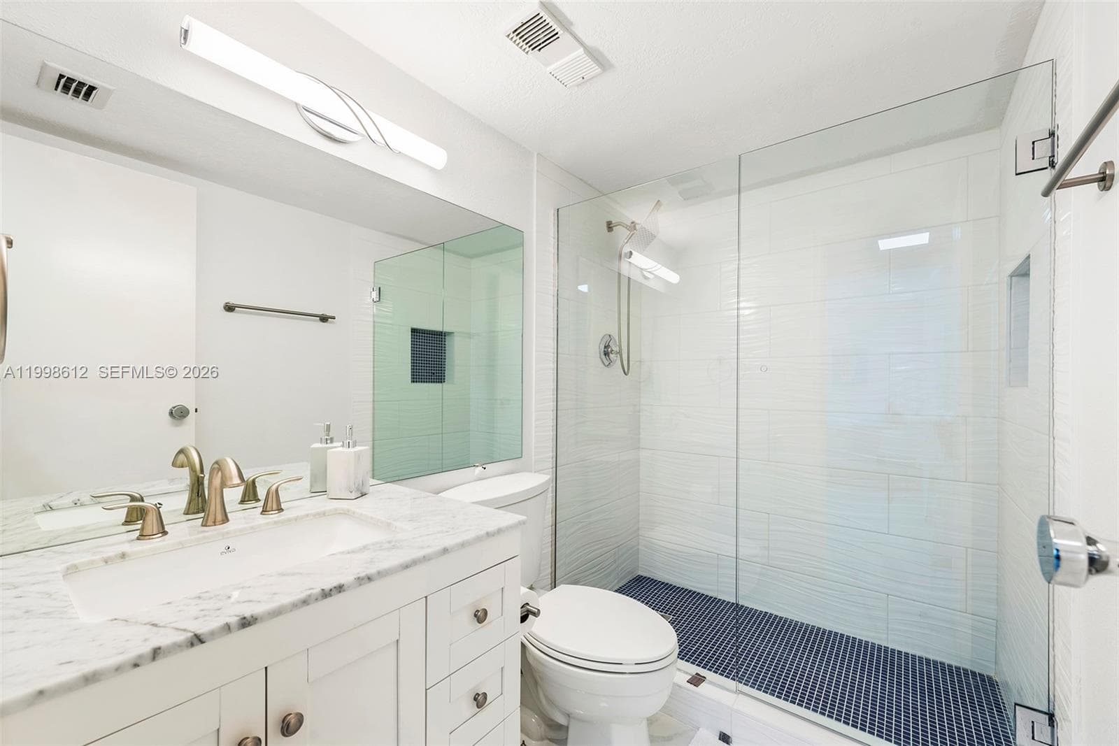 2401 Collins Ave 1007 photo 13