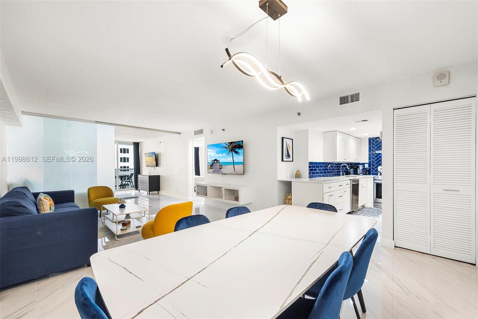 2401 Collins Ave 1007 photo 9