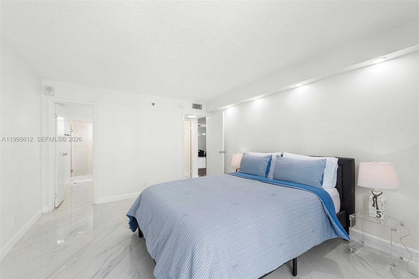 2401 Collins Ave 1007 photo 13