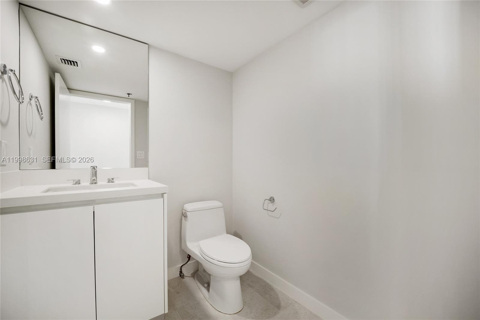 251 Crandon Blvd 1037 photo 17