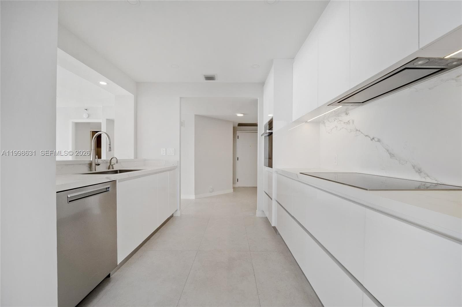 251 Crandon Blvd 1037 photo 7