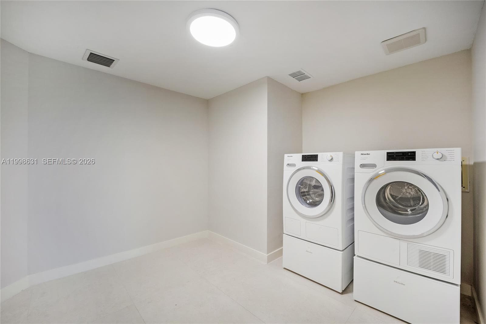 251 Crandon Blvd 1037 photo 18