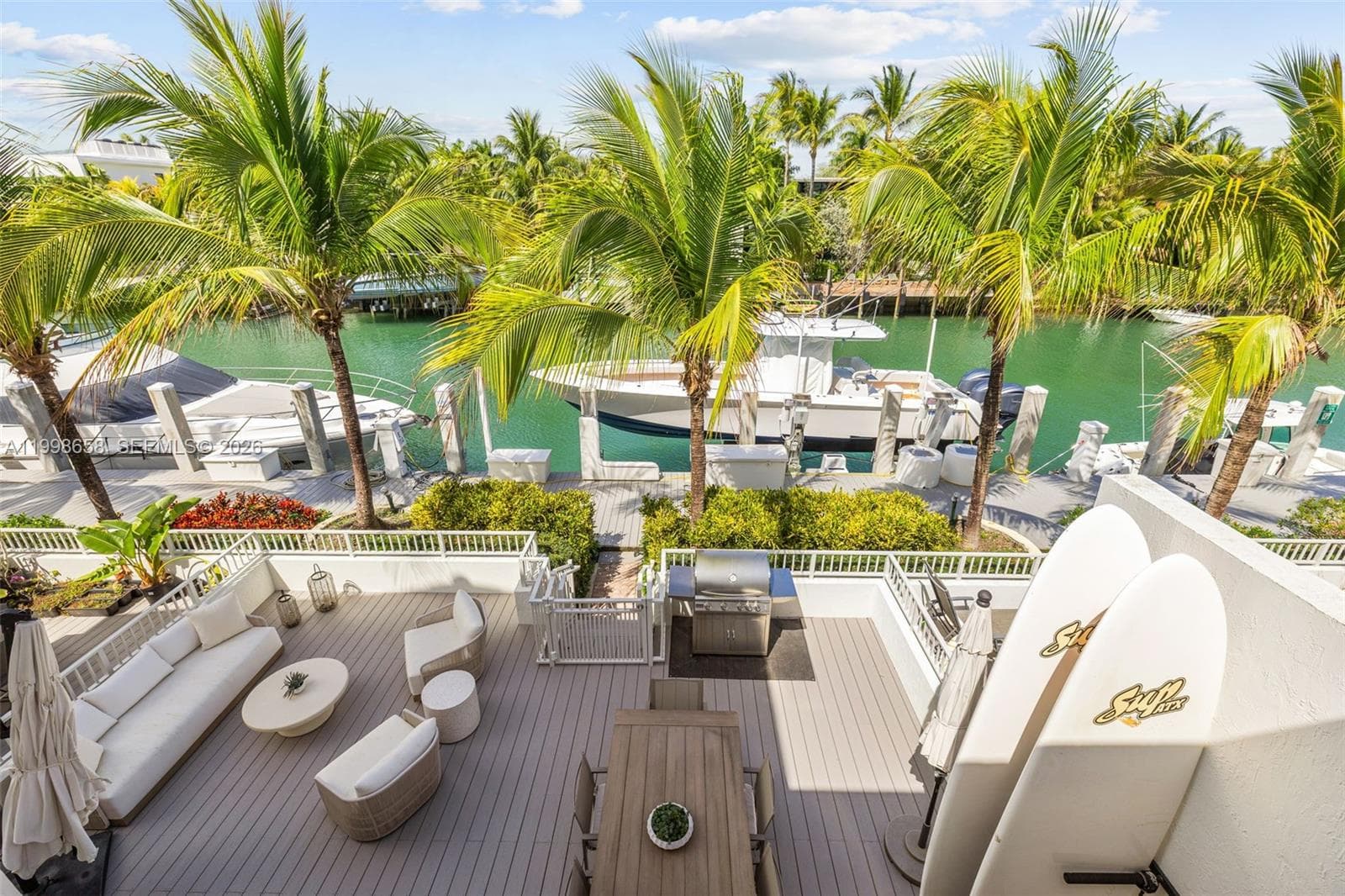 1415 Sunset Harbour Dr TH-102 photo 2