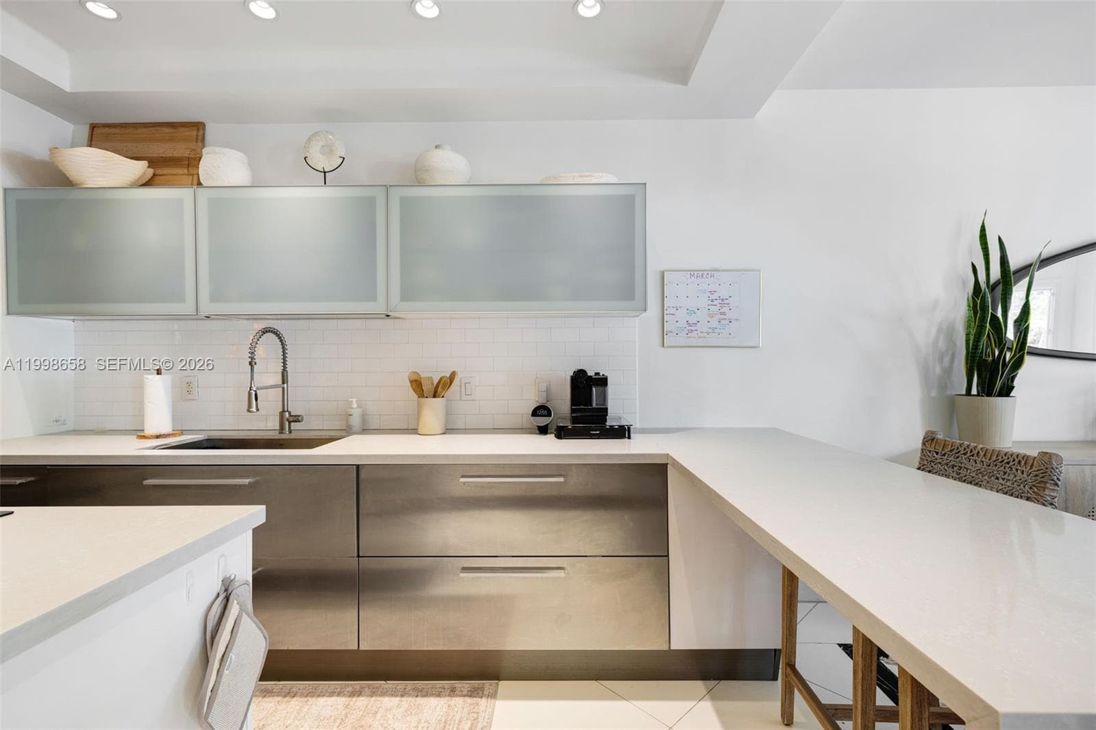 1415 Sunset Harbour Dr TH-102 photo 13