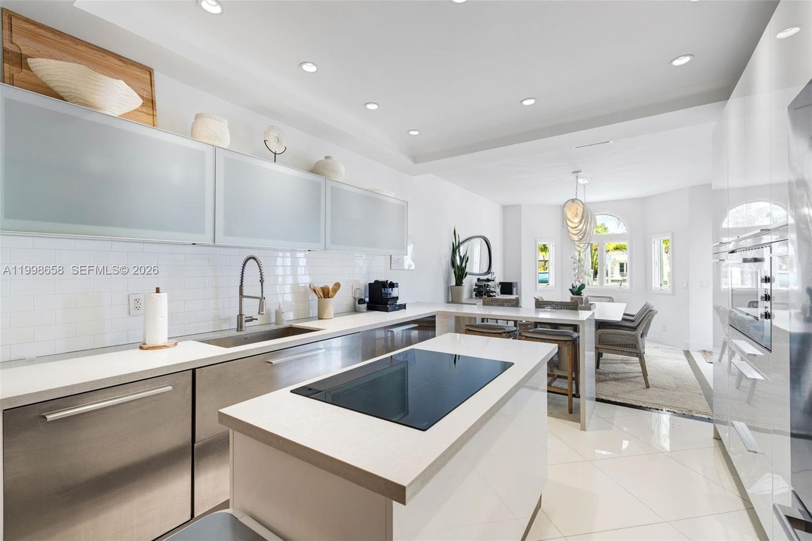 1415 Sunset Harbour Dr TH-102 photo 11