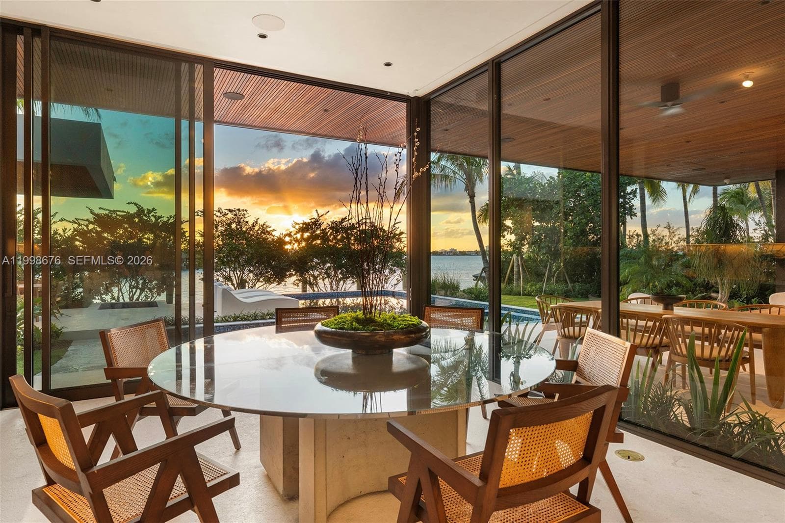 9640 Broadview Dr photo 23