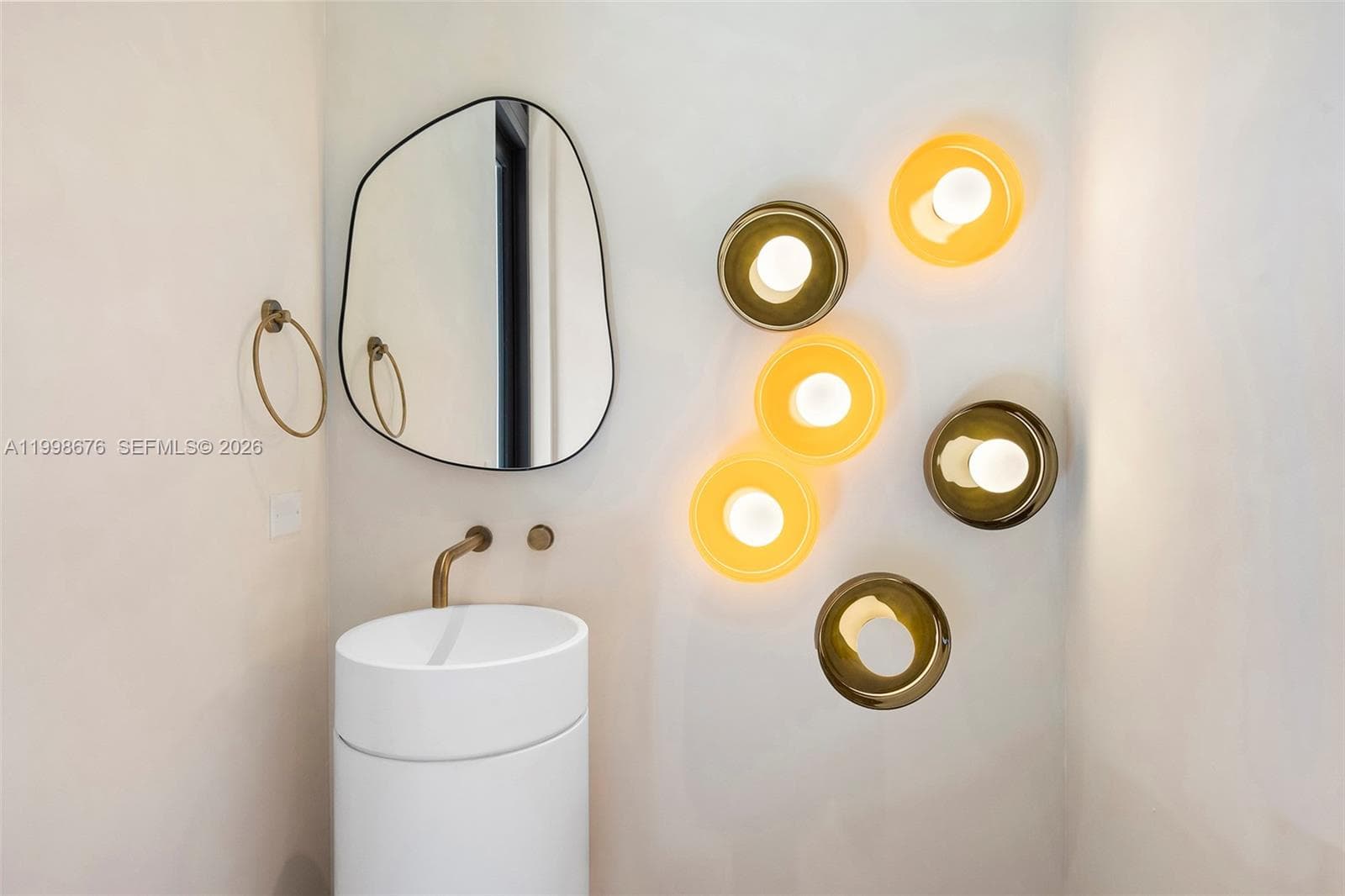 9640 Broadview Dr photo 24