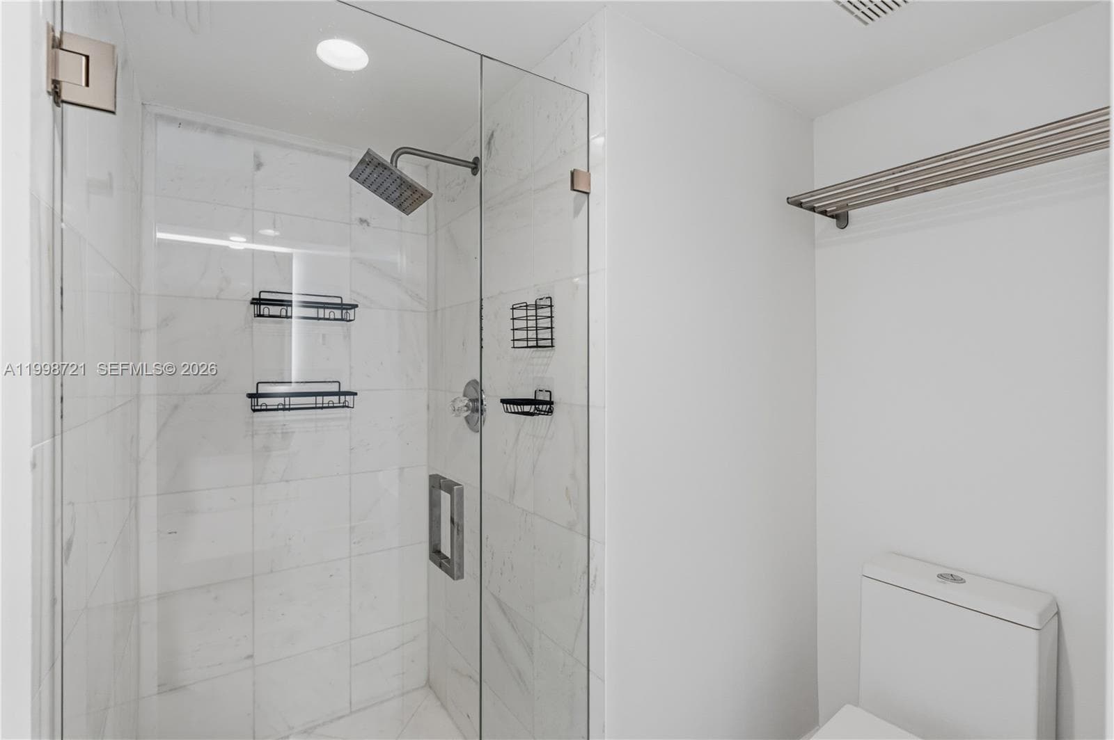 19101 36th Ct 1811 photo 24