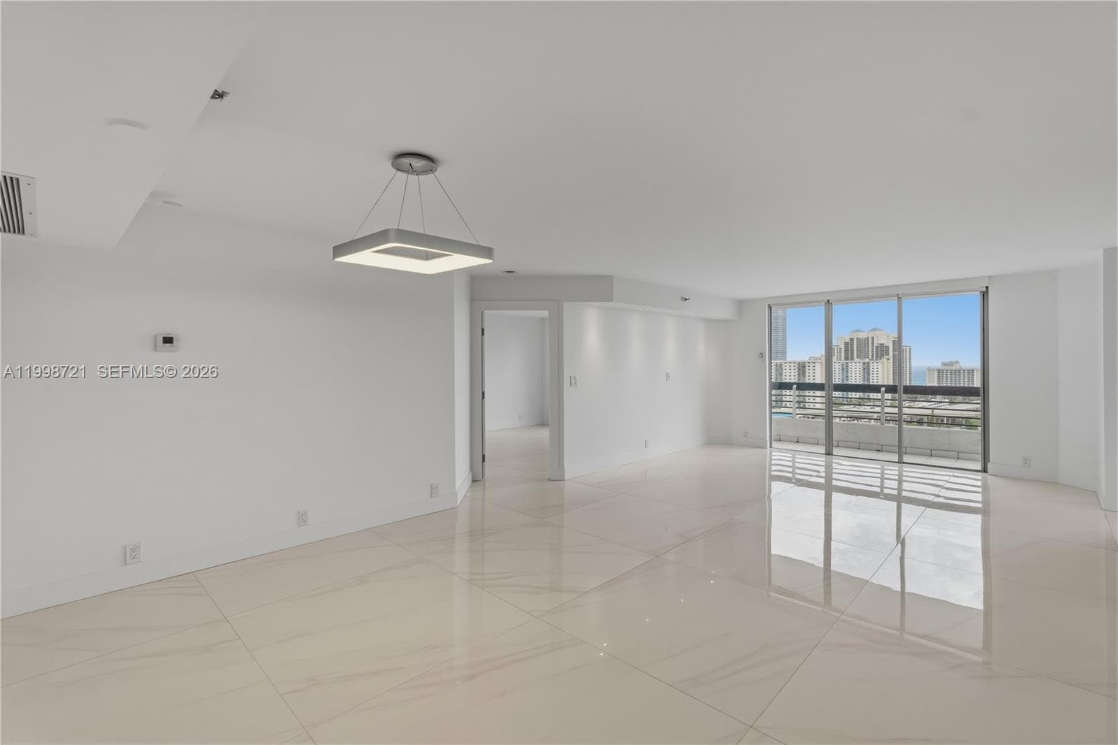 19101 36th Ct 1811 photo 11