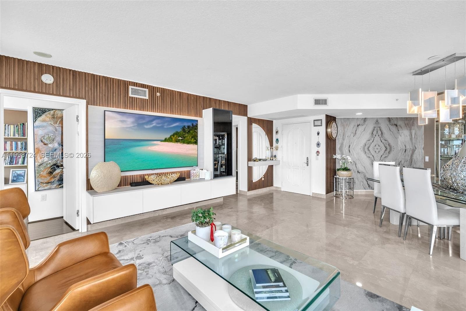 3370 Hidden Bay Dr 2407 photo 2