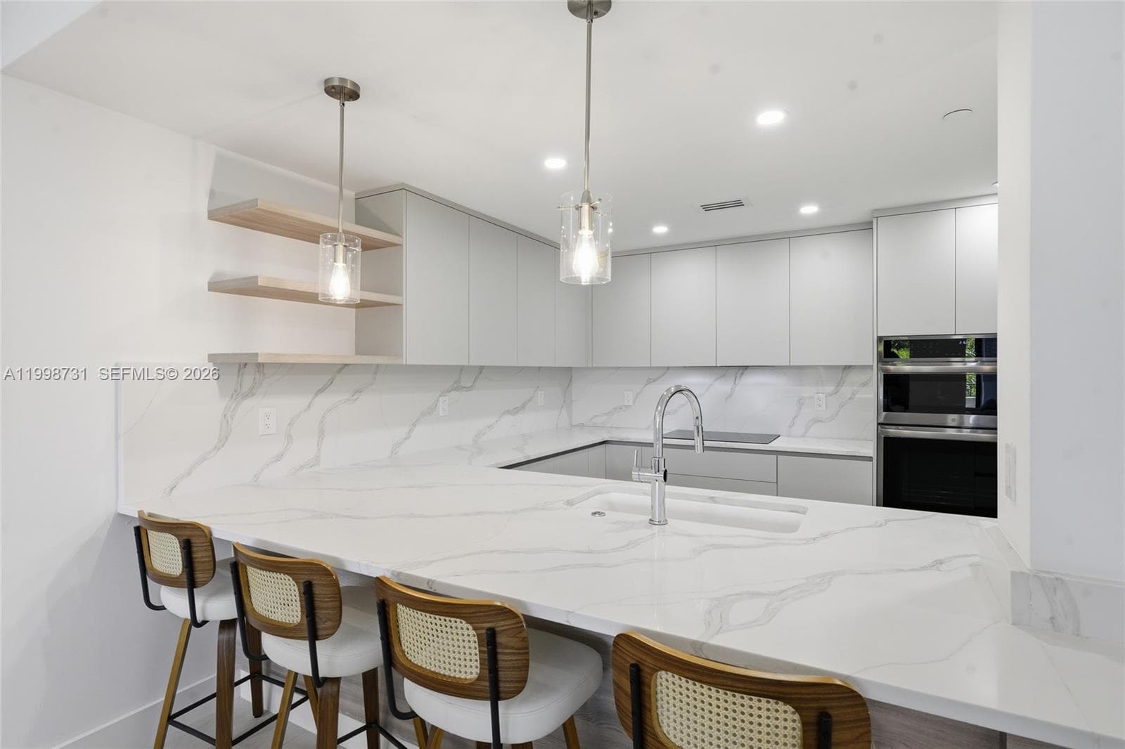 251 Crandon Blvd 202 photo 6